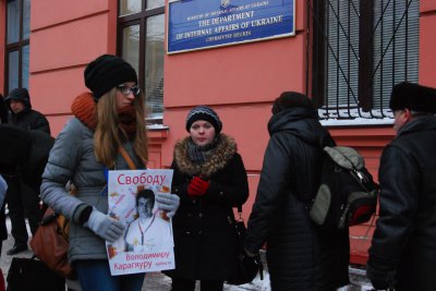 У міліції та прокуратури Буковини просять допомогти визволити арештованого оператора