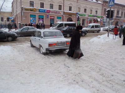 На чернівецьких дорогах затори