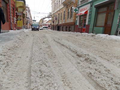 На чернівецьких дорогах затори