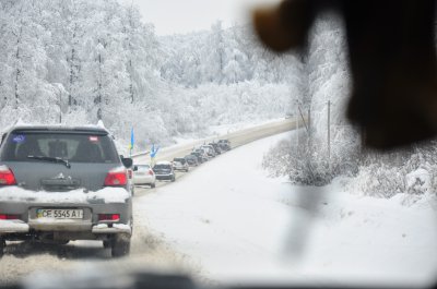 Чернівецький автомайдан навідався у "міліцейський" район