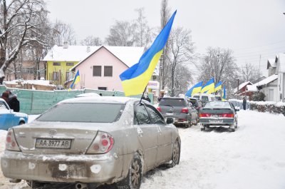 Чернівецький автомайдан навідався у "міліцейський" район