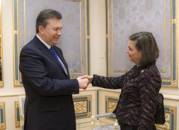 Янукович заявив, що він прибічник конституційної реформи Янукович заявив, що він прибічник конституційної реформи