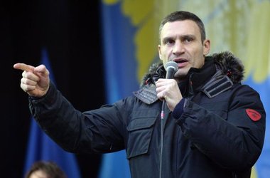 Кличко пропонує Януковичу провести публічні дебати