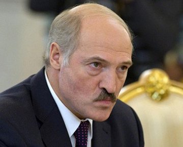 Лукашенко заявив, що Україна втратила Крим, через помилки влади 