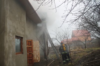 У Чернівцях горіли два "Мерседеси"