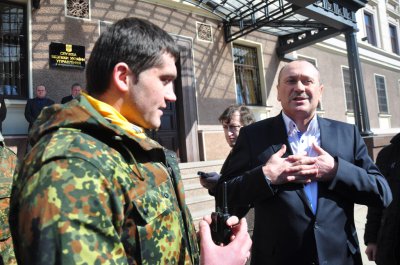 Самооборону Буковини запевнили, що у Наливайченка шукають заміну Кіцулу