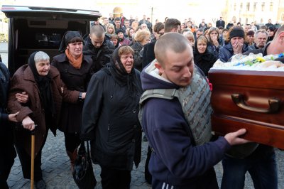 У філармонії прощаються з Василем Аксениним