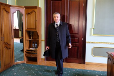 Як нового губернатора Буковини відправляли у відставку. Фото