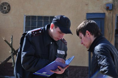 У Чернівцях добровольці рвуться до Національної гвардії, але беруть не всіх