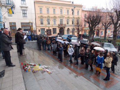 Студенти у міській раді вимагають звільнення депутатів-донощиків