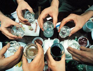 Англійським алкоголікам персадживатимуть печінку за державний кошт