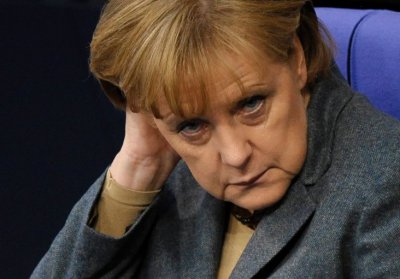 Меркель пригрозила Путіну новим пакетом санкцій