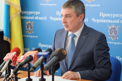 Прокурор Буковини заявляє про відкритість і аполітичність прокуратури