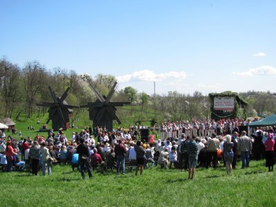 У Чернівцях відбулося Великоднє фольклорне свято