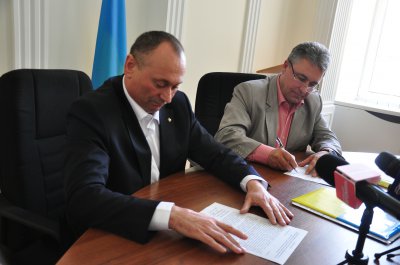 СБУ і громадськість Буковини підписали меморандум співпраці