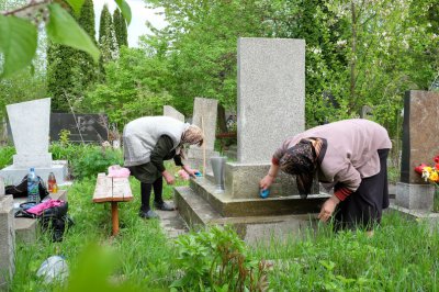 Буковинці готуються до поминальної неділі