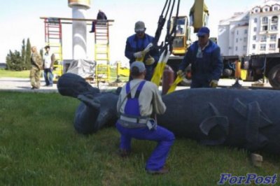 У Севастополі демонтують пам’ятник Сагайдачному 