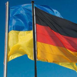 Німеччина з липня може скасувати плату за довгострокові візи для українців