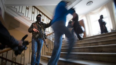 У Луганську сепаратисти знову захопили прокуратуру