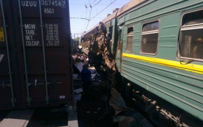 У Підмосков’ї вантажний поїзд зіткнувся із пасажирським. 5 осіб загинуло