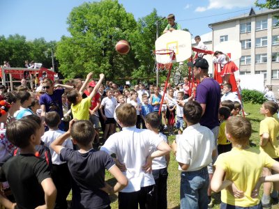 Кличко облаштував спортмайданчик у Вашківцях