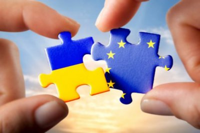 Єврокомісія схвалила перехід України до другої фази лібералізації візового режиму з ЄС