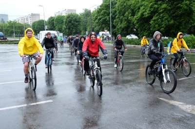 Велосипедисти Чернівців сформували тризуб