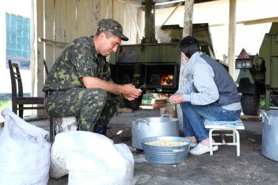 Буковинськму батальйону територіальної оборони передали допомогу (фото)