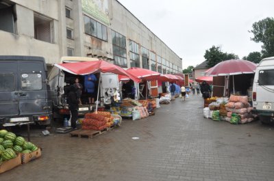 У Чернівцях запрацювала мобільна робоча група з ліквідації стихійної торгівлі