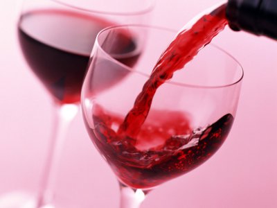 Червоне вино та БАДи з ресвератролом небезпечні для плоду