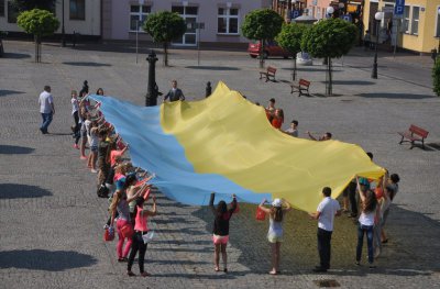 У місті-побратимі Чернівців розгорнули прапор України