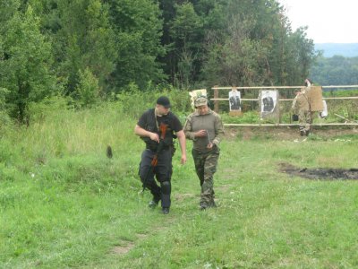 На Буковині випробували три види бронежилетів (ФОТО)