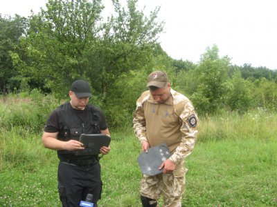 На Буковині випробували три види бронежилетів (ФОТО)