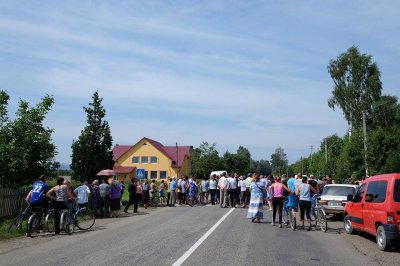 Протестувальники розблокували дороги на Буковині