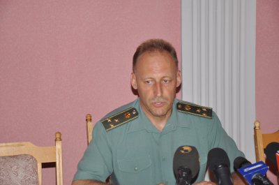 На Буковині місцеві депутати погрожують військовим комісарам