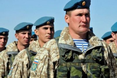 Росія підтягнула до українського кордону повітряно-десантну дивізію