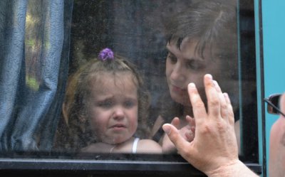 Мінсоцполітики починає повну евакуацію дітей із зони АТО