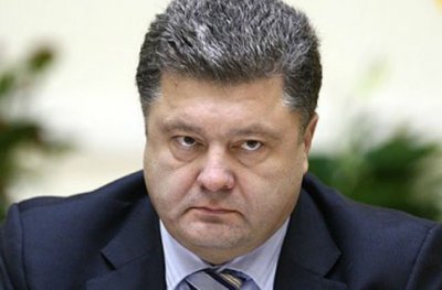 Порошенко заявив, що 70% російських військ відійшли з території України