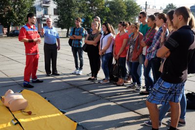 Медики в Чернівцях показали, як правильно надавати медичну допомогу (ФОТО)