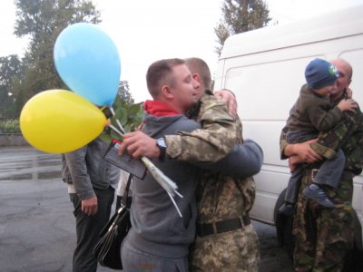 Зі Сходу додому повернулися ще троє буковинських бійців (ФОТО)