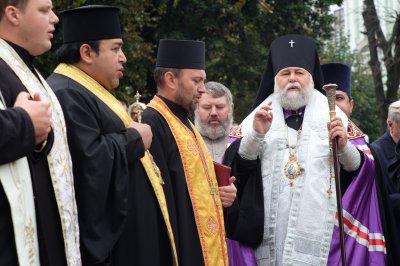 Чернівчани помолилися за мир в Україні (ФОТО)