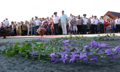 Чернівецькі волонтери коридором з квітів хочуть зустріти бійців із зони АТО