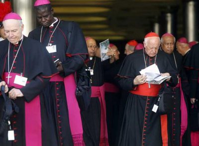 Синод єпископів Римо-католицької церкви не підтримав ініціативу Папи змінити ставлення до геїв