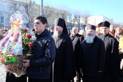 У Чернівцях відзначили визволення України (ФОТО)