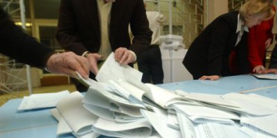На трьох виборчих дільницях по 204 округу довелось перераховувати бюлетені