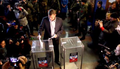 У "ДНР" за ніч "підрахували" мільйон голосів. Переміг Захарченко