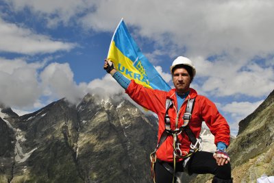 "У Грузії всі з нами віталися "Слава Україні!", - чернівецький альпініст (ФОТО)