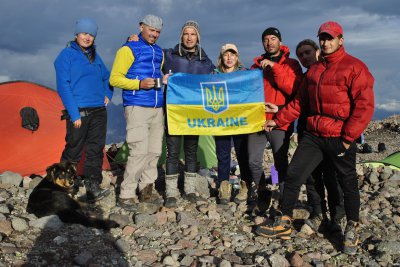 "У Грузії всі з нами віталися "Слава Україні!", - чернівецький альпініст (ФОТО)