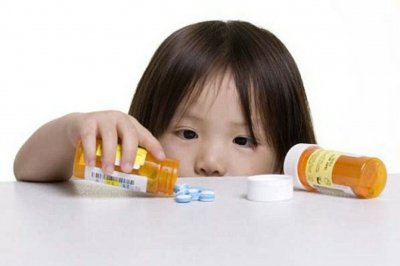 Що робити, якщо дитина отруїлася ліками?