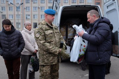 Буковинські десантники відправилися в зону АТО (ФОТО)